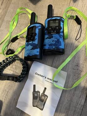 Aikmi 608119394272 Walkie Talkies For Kids 22 Channel 2 Way Radio 3 Miles Long Range Handheld