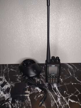 Dj-md5 Alinco Dj-ms5 Walkie Talkie Black 4.5 Inch Two Way Fm Radio Gps Charging Dock