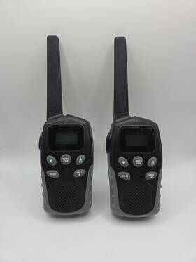 57326 Armstrong Two-way Radios Walkie Talkies Pair 22 Channel Frs/gmrs