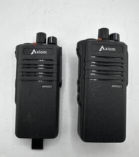 Axp522lt Axiom Lot Of 2 Poc Two Way Radio