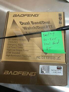 Baofeng 701988298549 Uv-82 Black Dual Band Ht Ham Radio