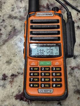 Uv-68p-m Baofeng Dual Band Waterproof Two Way Radio Vhf/uhf Orange