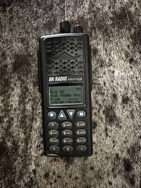 P-150s Bendixking Bk Radio Kng With Antenna Charging Doc And Rechargeable Battery