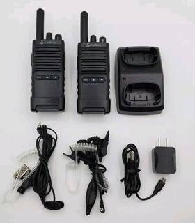 Px652 Cobra Electronics Professional/business Walkie Talkie Rechargeable 22 Channels 2-pack