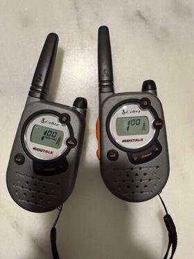 235-2 Cobra Frs Vp Two Microtalk 235 Gray 14 Channel Portable 2-way Radio Walkie Talkies