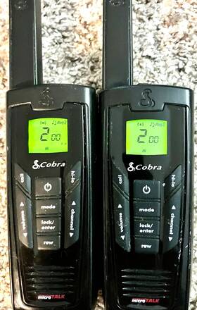 Ga-cg9 Cobra Micro Talk Walkie Talkie Set With Charging Base And Power Supply -