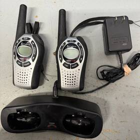 H303011589 Cobra Ga-cm Desktop Charger Black Wireless Dock With 2 Walkie Talkies