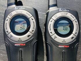 Cobra Pr561 Two-way Microtalk Radio Walkie Talkies Model Tested