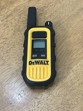 Dxfrs800-bch6b Dewalt Ip-67 Heavy Duty Walkie Talkies - One Item Only