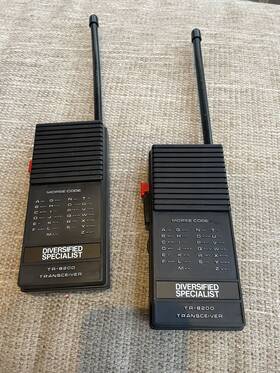 Al133 Diversified Specialist Walkie Talkies Vintage With 4 Transistor And Morse Code
