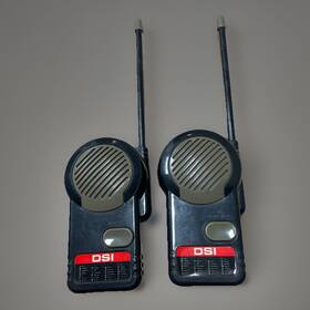 48181 Dsi Vintage Walkie Talkie Set Tested And Working Belt Clips Included