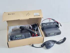 Im101 E-tech Two Way Mobile Radios With Mics Lot Of 2 - Tested For Power Only