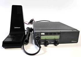242-5477-201ab4 Ef Johnson Efjohnson Commercial Mobile Radio With Mic And Leads -power Tested
