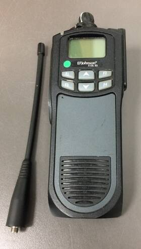 Ef Johnson 51sles Parts Or Repairs Only Handheld Radio 700-800 Mhz Non Working
