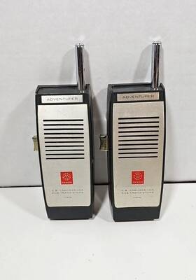 Fxb-5a Fanon Vintage C.b. Transceiver Adventurer Walkie Talkie Set Of 2
