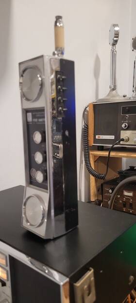Ic-5000 Fanon 1 Vintage 5 Watt Radio Cb Walkie Talkie Mint Condition