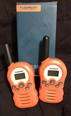 Fr388a Floureon Walkie Talkies Pair Of 2 Two Way Radios 22 Channel Orange A12