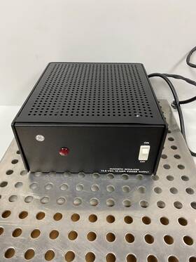 P51001mrxfc Ge Magnetic Regulated 13.8 Vdc 10 Amp