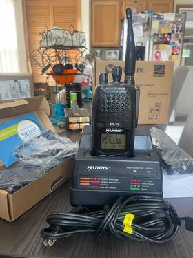 Harris Dpxg-pf78b Xg-25 Model Portable Ragio With All Accessories