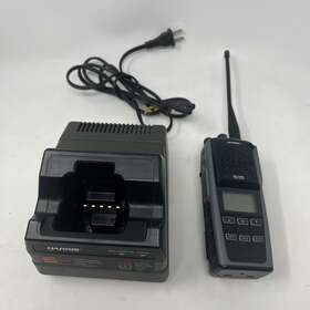 Evxg-pb78be Harris Xg-75pe Two Way Radio With Charger