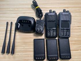 Tp3300 Harris Tp3350 And Uhf 400-480mhz / Analog Dmr Fpp With Battery Charger