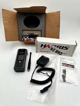 Xp-100f-is Harris Brand New Unity Xp-100 Is Full Spectrum Radio With Charger And Speaker Mic