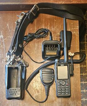 Hp782 Hytera Vhf With Leather Shoulder Strap Case
