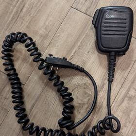 Icom Hm-159la Heavy Duty Speaker Microphone - 2-pin Screw-down Connector