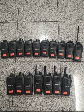Ic-f2000u Icom Lot Of 17 Bearcom Bc1000u 15pcs And 2pcs 16ch Two Way Radio