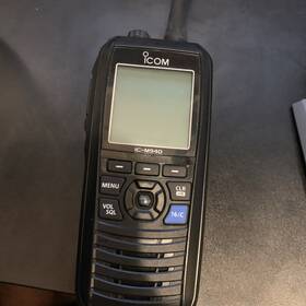 M94d Icom Vhf Marine Portable Radio 6 Watts
