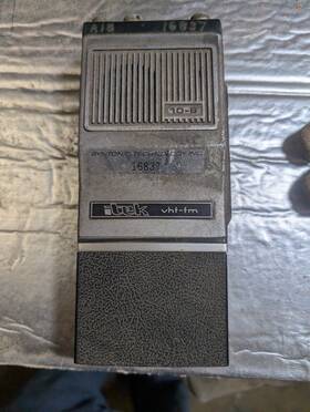 Bb-3004 Itek Tek Syntonic Technologies Inc. Vhf-fm Handheld Radio Antique 10-8