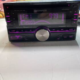 300u Kenwood Dpx Am/fm/cd Car Audio Receiver No Scratches On The Screen. Great Condition