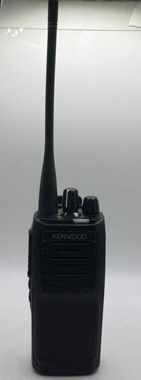 Kenwood Nx-1300-k4 Uhf Radios With Battery -no Charger