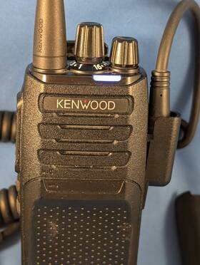 Nx-1302au-k Kenwood Uhf Digital/analog Handheld Radio With Mic And 2 Batteries