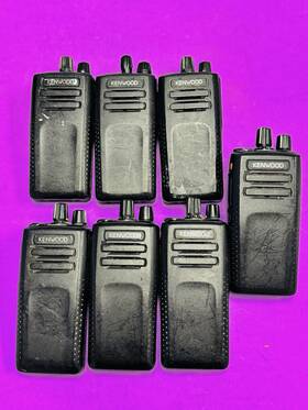Nx-3300-k Kenwood 7x Tested To Power On Nx-3300 K Portable Two Way Radios No Batteries