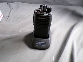 Nx-p1202 Kenwood X8 Protalk Radio W 6 Docks