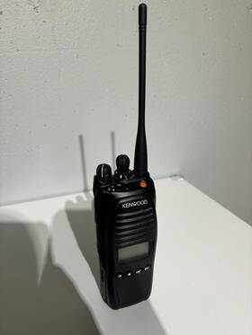 Tk-5310-k5 Kenwood P25 450-520 Mhz Uhf Two Way Radio