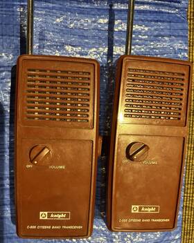 C555 Knight Kit 2 Walkie Talkies With Leatherette Cases - Working
