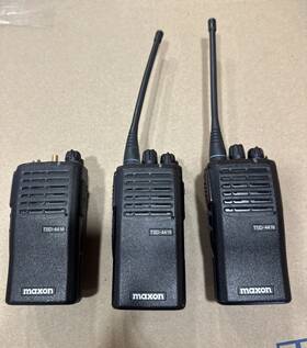 Tsd-4416 Maxon Parts Or Repair 3-maxon Uhf 410-470 Mhz 512 Ch 5/1 W Dmr-analog