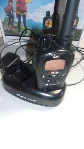 1040vp3 Midland Gxt One With Desk Top Charger