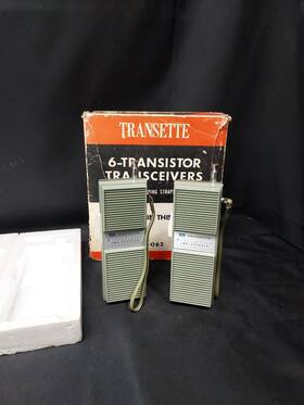13-062 Midland 1970 Transette Walkie Talkie Pair Green Transceivers Tested Works