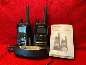T290vp4 Midland High Powered Gmrs Two Way Radios 2 With Charger