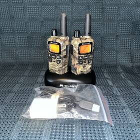 T65a Midland X-talker Camo Two Way Radios With Desktop Charger And Cord Tested