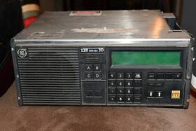 516b2 Motorola 12r3d Vintage Railroad Cab Radio Only For Parts As Is #5