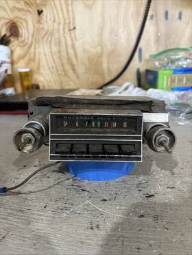 31677 Motorola 28574 Vintage Radio Ct65a