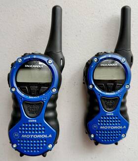 468637 Motorola Pair Of Talkabout T6400 2-way Radios