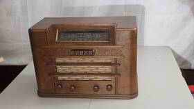 61123 Motorola Vintage Radio Aero Vane