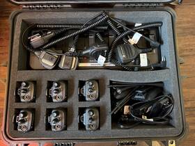 Motorola 702646177770 6 Cp200d Bay Charger Speaker Mics Spare Batteries
