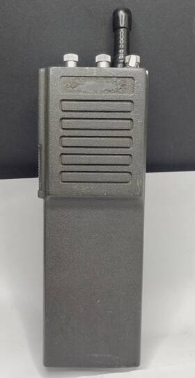 Mt500 Motorola 75676 Vintage Uhf Radio Walkie Talkie Collectors Untested