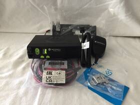 Aa50rnc9aa1an Motorola Cm200 Uhf 438-470mhz 25 Watt 4ch Analog With New Accessories